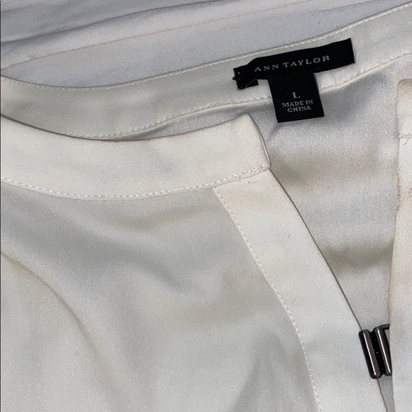 Cream White Ann Taylor Long Sleeve Blouse - Picture 3 of 4